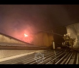 Крупный пожар ликвидировали на складе хозтоваров в Алматинской области