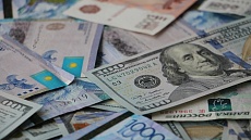 Нұр-Сұлтан, Алматы және Шымкент айырбас қосындарында доллар бағамы арзандауын жалғастырды