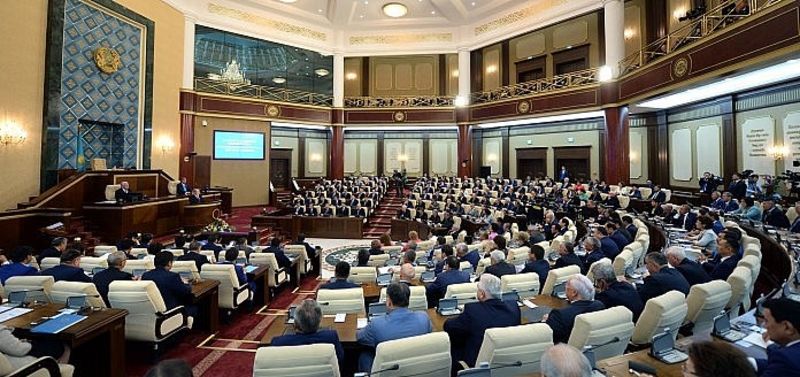 Senators endorsed draft of laws regulating creation of Parliament opposition