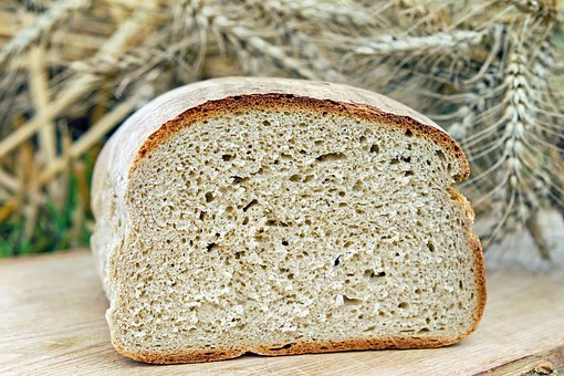 Антикор в Шымкенте остановил попытку центра оказания спецсоцуслуг купить хлеба на Т74 млн
