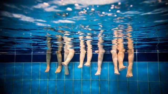 ДСЭК Алматы проводит расследование по факту массового отравления детей в бассейне 