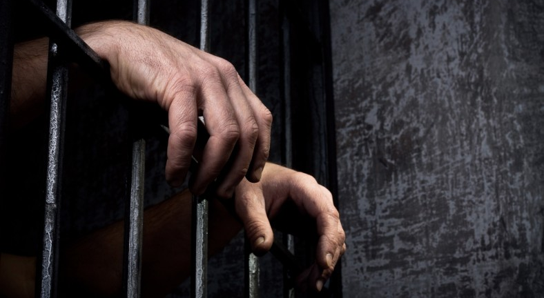 Подполковника полиции приговорили к девяти годам заключения в Карагандинской области