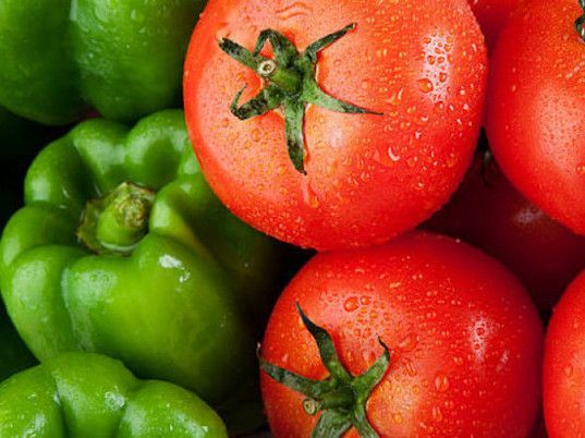 «Россельхознадзор» частично снимает запрет на ввоз томатов и перцев из Казахстана