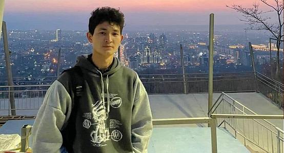 Tokayev awarded student who saved a woman and children in the Almaty fountain