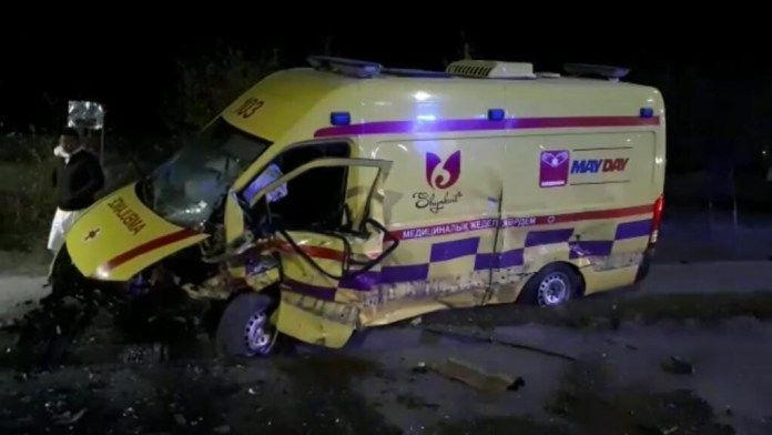 Легковушка столкнулась с автомобилем скорой помощи в Шымкенте, есть пострадавшие