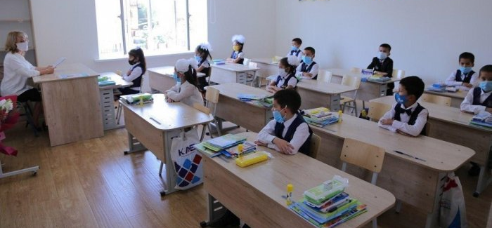 Более 7 тыс. школ Казахстана начнут учебный год в штатном формате