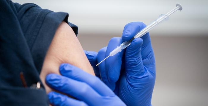 Замов акимов будут привлекать к ответственности за невыполнение планов вакцинации 