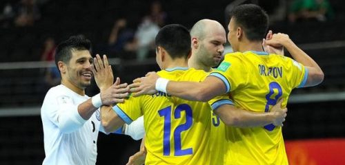 Токаев поздравил сборную Казахстана с выходом в полуфинал чемпионата мира по футзалу