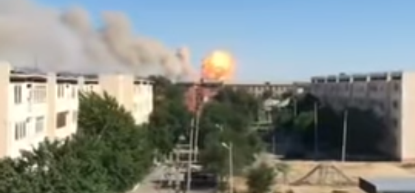 Причиной взрыва в воинской части в Арыси стал пожар на складе боеприпасов – минобороны