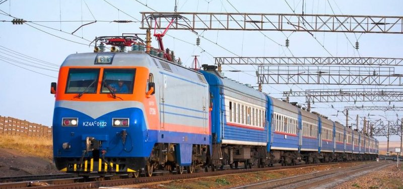 Система работы пассажирских поездов изменилась в ряде регионов РК из-за ситуации с КВИ