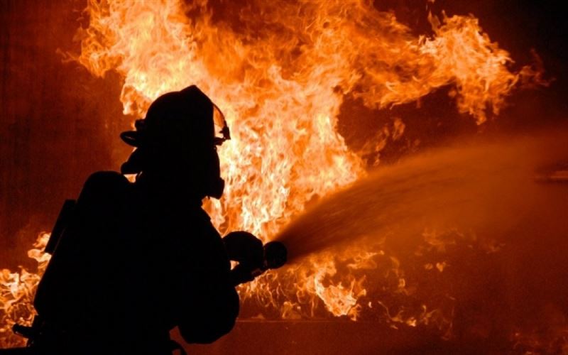 Пенсионер и 10-летний мальчик погибли в результате пожара в Павлодаре