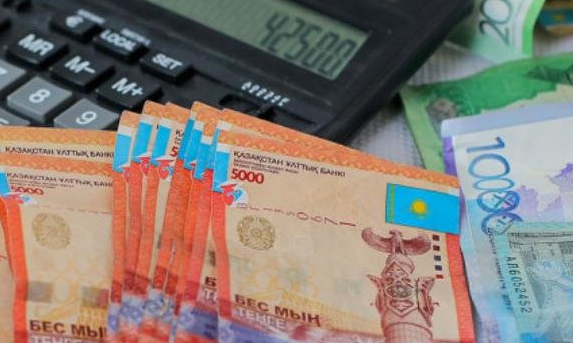 700 тыс. казахстанцев получили SMS для назначения выплаты 42500 тенге проактивно – МТСЗН