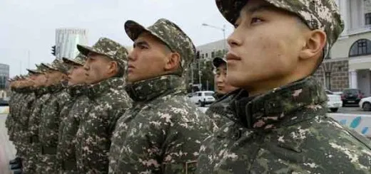 Токаев подписал указ об увольнении военных в запас и очередном призыве в армию