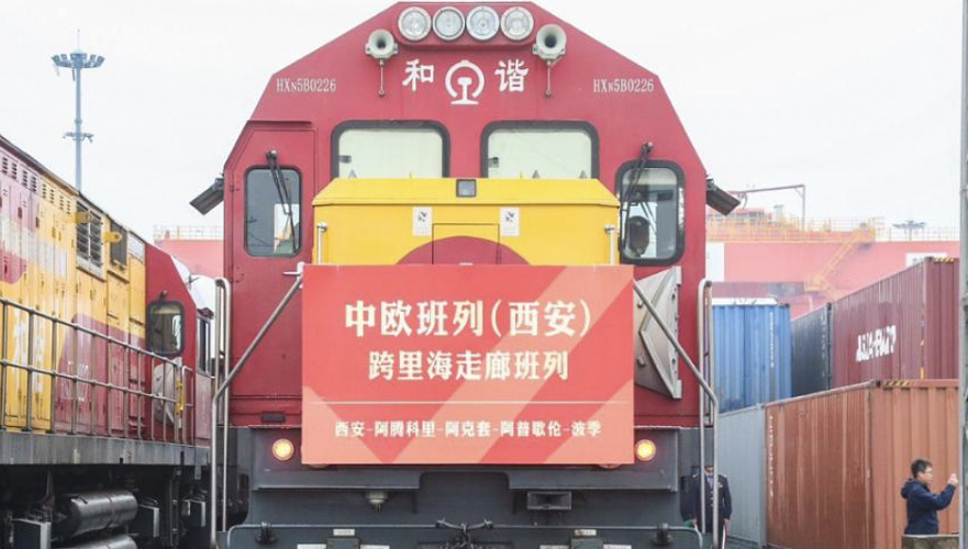 Kazakhstan sent first container train along TCITR from its terminal in Xi'an