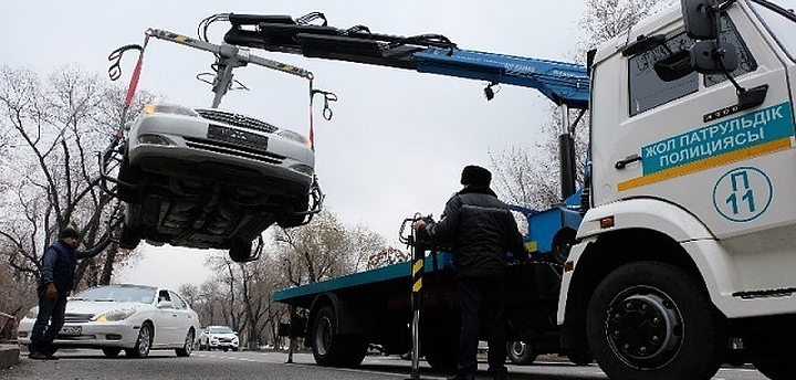 Конфисковывать автомобили у злостных нарушителей предлагает МВД Казахстана