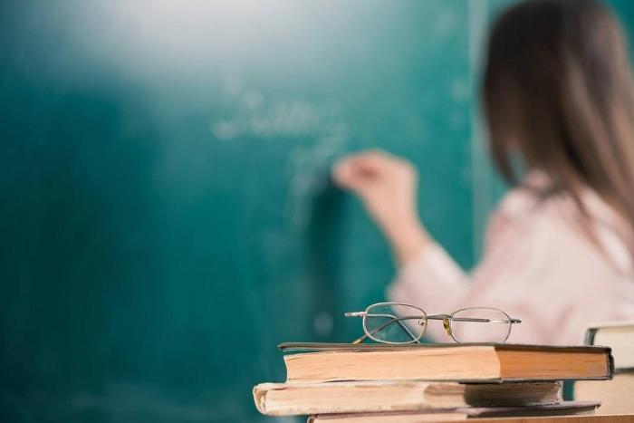 Зарплаты школьных педагогов при дистанционном обучении снижаться не будут – МОН РК