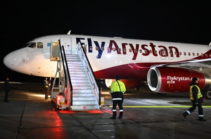 Почему у Air Astana особые условия, а с FlyArystan казахстанцев ввели в заблуждение?
