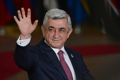Саргсяна избрали премьер-министром Армении на фоне протестов оппозиции