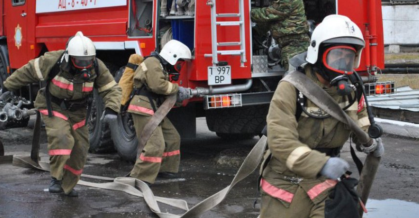 Пожар в крупном магазине произошел в Шымкенте