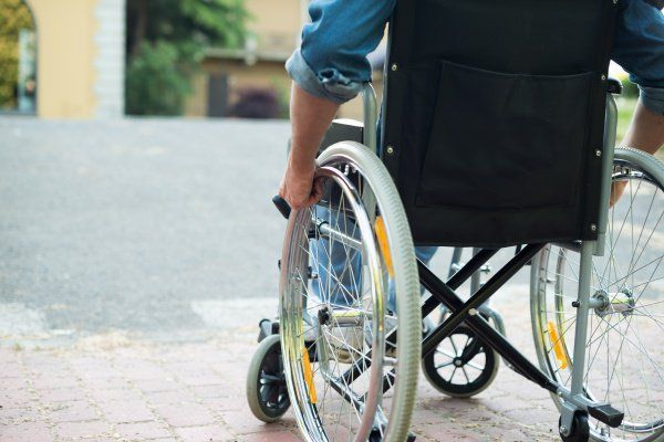 Инвалидам в Казахстане тяжело получить скидку на проезд из-за минтруда – КТЖ