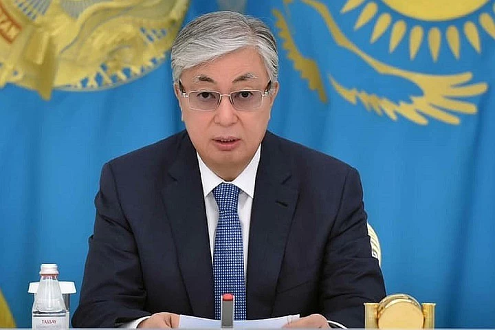 Пик заболеваемости коронавирусом в Казахстане не пройден – Токаев