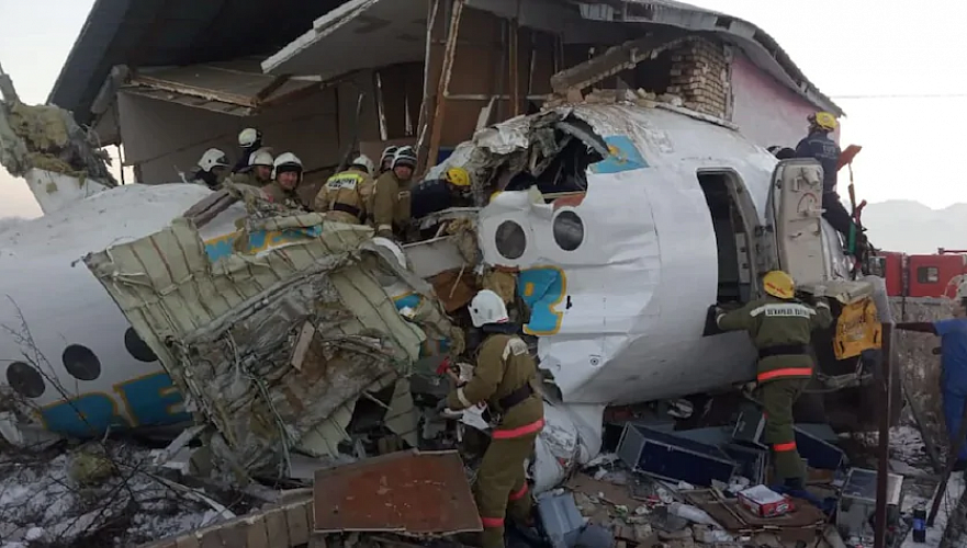 КГА сотрудничает со следствием по делу о крушении самолета Fokker-100 под Алматы