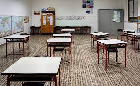 33 класса закрывают на карантин из-за COVID-19 в школах ЗКО