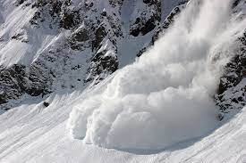 Опасность схода снежных лавин в Алматы сохраняется в период с 17 по 19 апреля