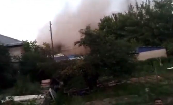 Отреагировать на взрыв цемента в жилмассиве Алматы попросил мажилисмен генпрокурора 