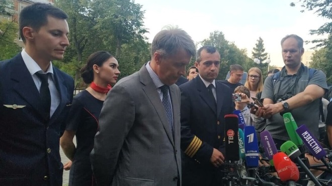 Роскосмос пригласил экипаж A321 посетить Байконур