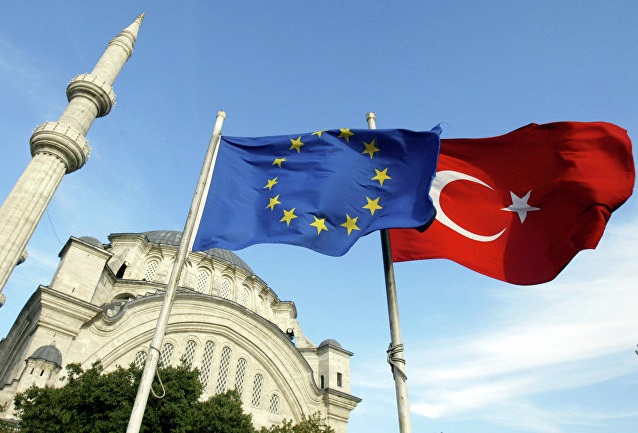 Прекратить переговоры о вступлении Турции в Евросоюз призвал австрийский канцлер