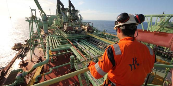 Пираты напали на плавучую китайскую нефтедобывающую установку у берегов Нигерии