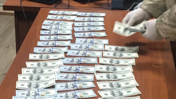 Казахстанца с незадекларированными $16 тыс. задержали в аэропорту Алматы