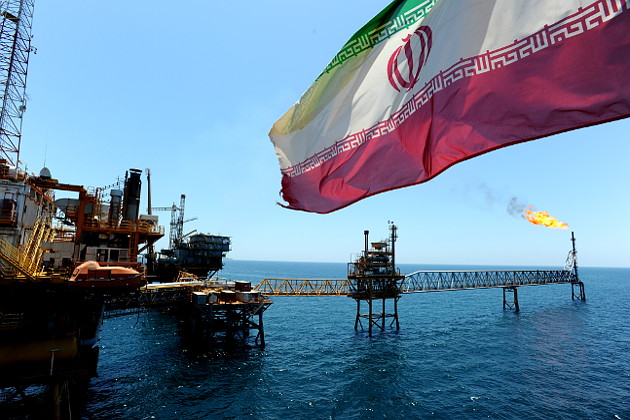 Иран планирует начать коммерческие поставки нового сорта нефти