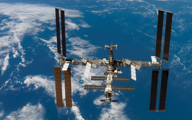 «Союз» допустили к продолжению полета после устранения утечки воздуха на МКС