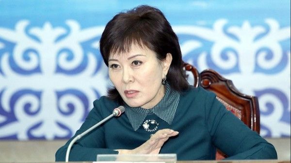 В Жогорку Кенеше главу диаспоры казахов винят в попытке ограничить интернет в Кыргызстане