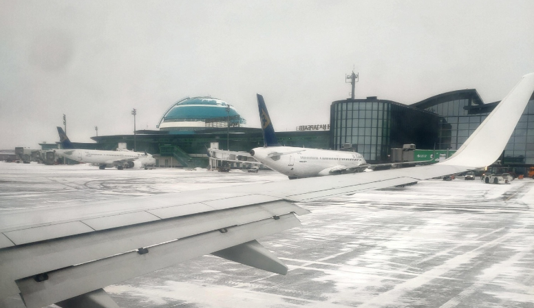Пьяного дебошира сняли с авиарейса Астана – Шымкент