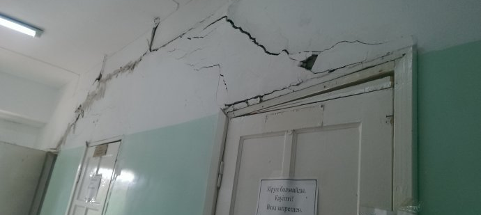 В Казахстане 31 школа является аварийной и еще 842 требуют капремонта – мажилисмен