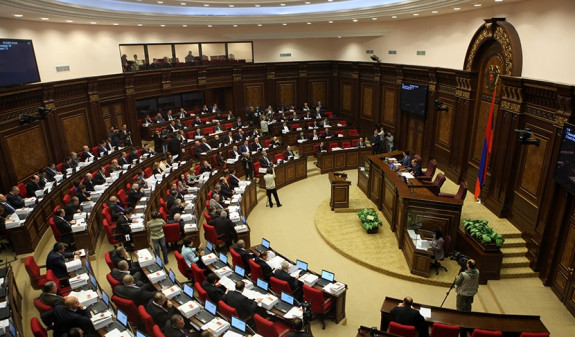 Парламент Армении объявил новую дату выборов премьер-министра