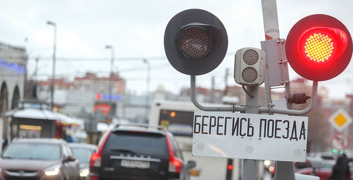 Столкновение поезда с автобусом произошло в Алматинской области