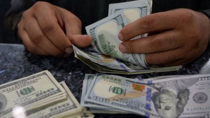 Доллар резко подорожал вечером в пятницу в обменниках Нур-Султана, Алматы и Шымкента