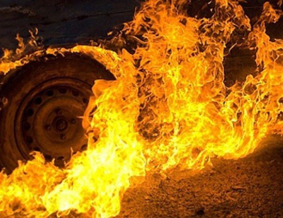 Двое детей и трое взрослых пострадали в ДТП с возгоранием в Павлодарской области