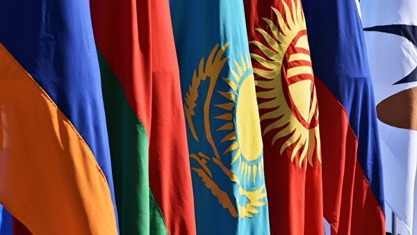 Сенат Казахстана принял закон о коллегии таможенных служб ЕАЭС