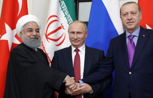 Эффективность взаимодействия России, Ирана и Турции в рамках Астанинского процесса отметили Путин и Рухани