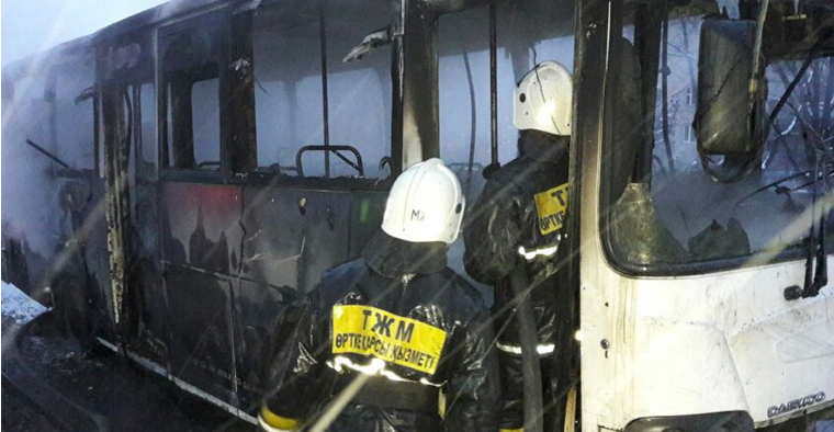 Владельца сгоревшего с 52 пассажирами автобуса судят в Туркестанской области