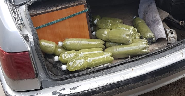 Крупную партию гашиша нашли у предполагаемых наркоторговцев в Алматы