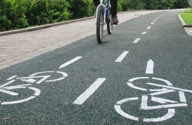 Миллионы тенге составил ущерб МСБ от двусторонних велодорожек в Алматы