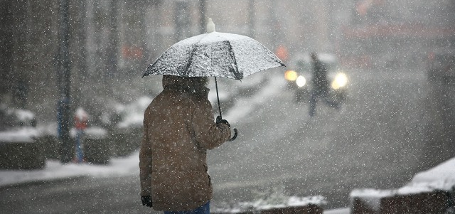 Снег и дождь ожидаются в среду на большей части территории Казахстана