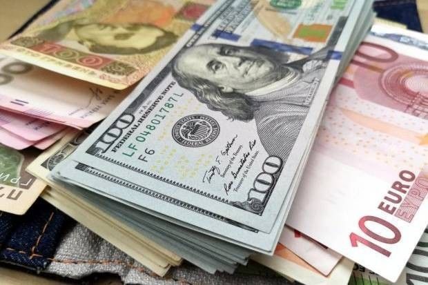 Официальные рыночные курсы валют на 11 августа установил Нацбанк Казахстана