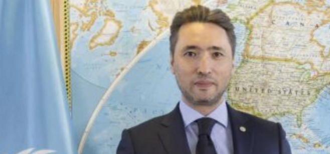 Должность посла. Посол Казахстана в Париже фото.